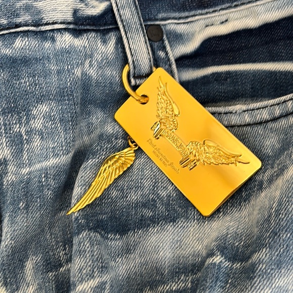 Robin’s Jean - Picture 4 of 15